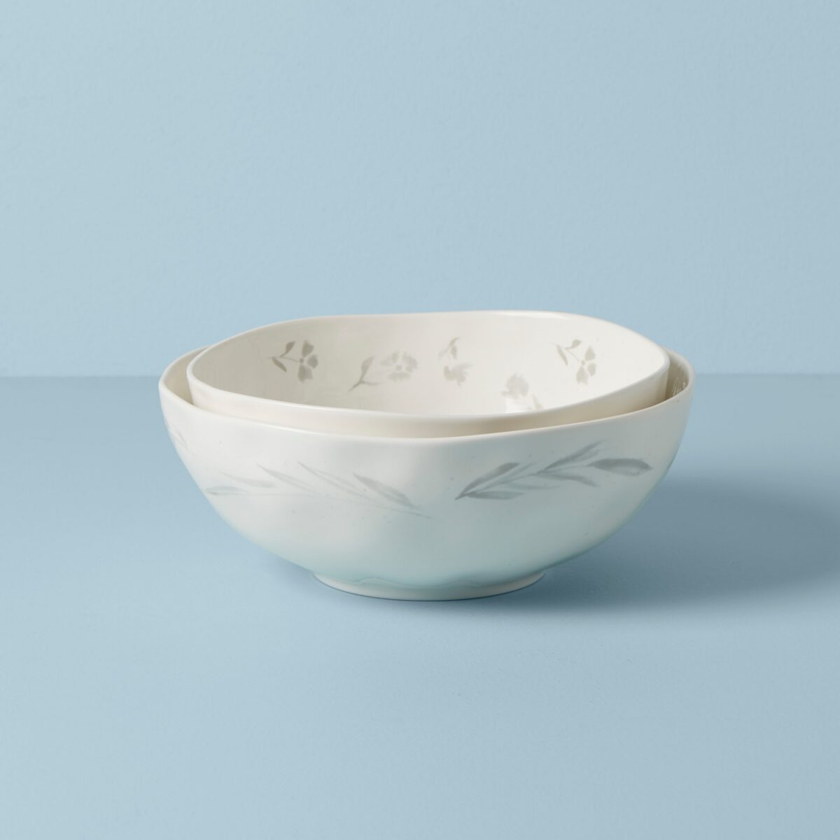 2-Piece Nesting Serving Bowls
